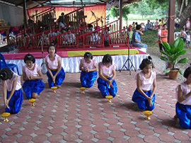 タイ踊り